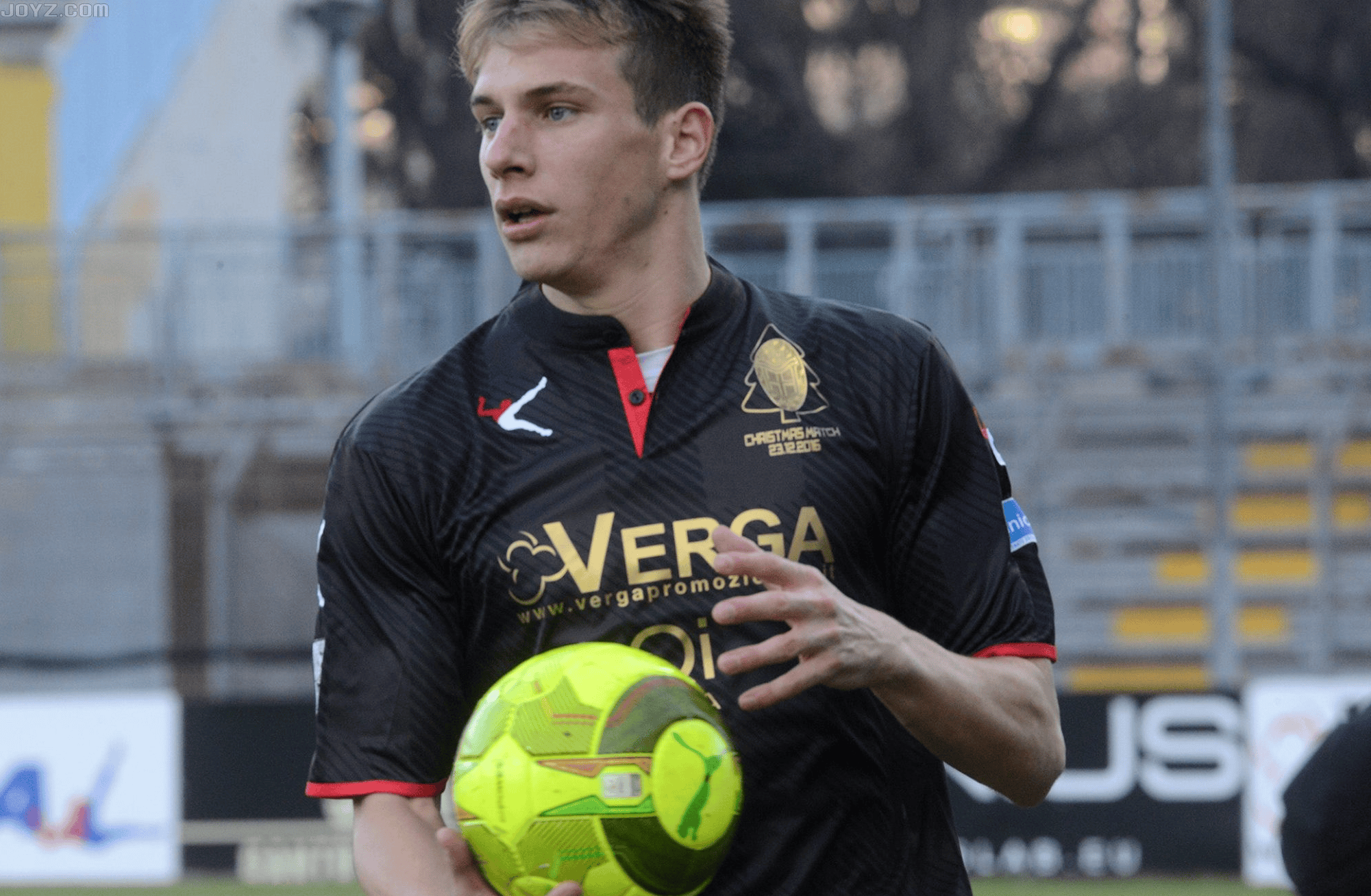 国际比赛日意甲焦点战，本菲卡伤情更新，赛场秩序良好，控场能力受关注