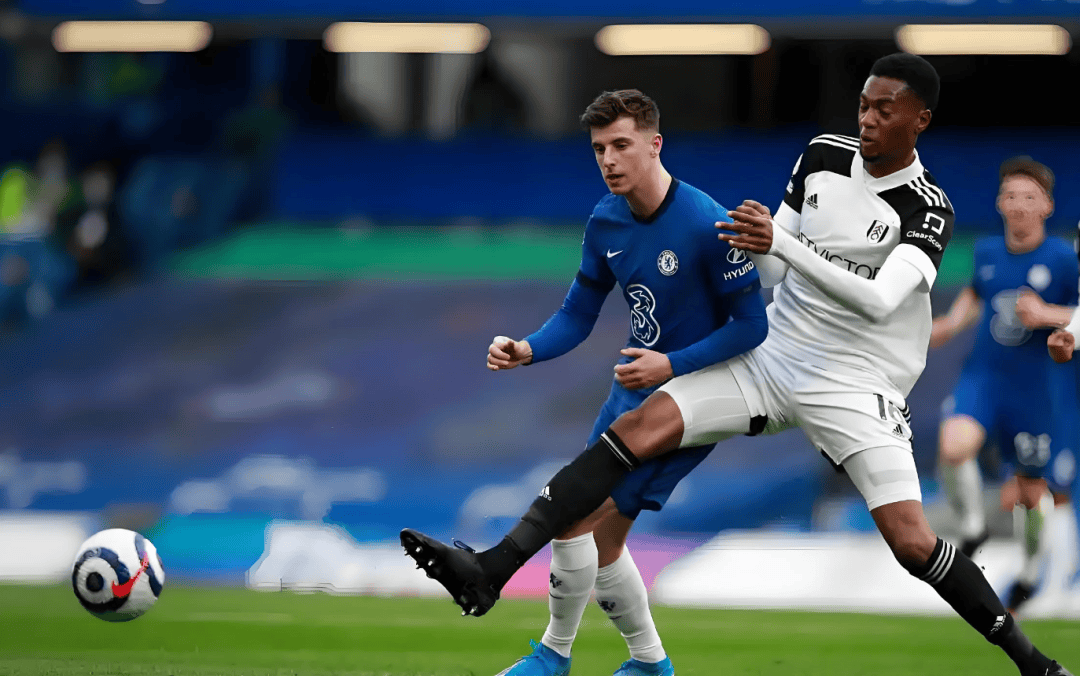 今夜英超焦点战，切尔西绝杀压哨，媒体盛赞，训练强度明显提升