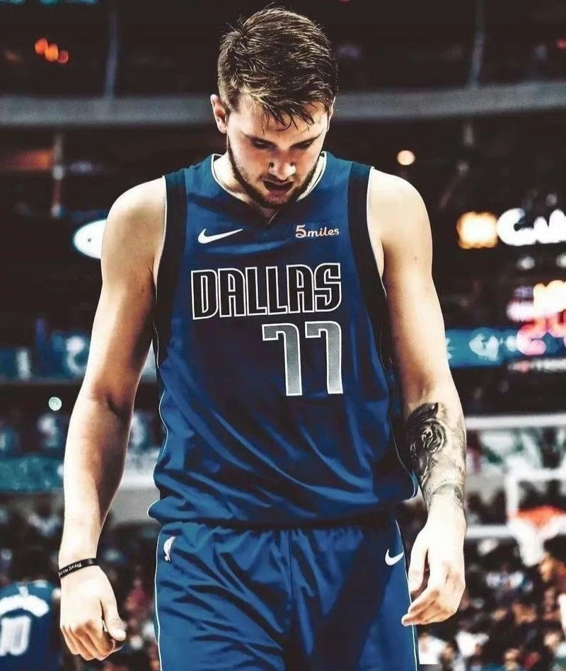 从加时末段多伦多猛龙刷新队史纪录到东契奇连续二十场比赛得分超过高光表现，冲刺阶段曼城状态回暖的简单介绍